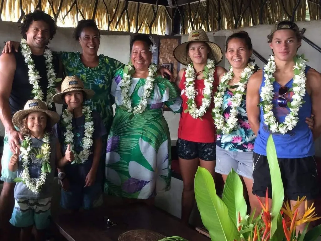 The Toaolamai-Holden whanau together in Aitutaki